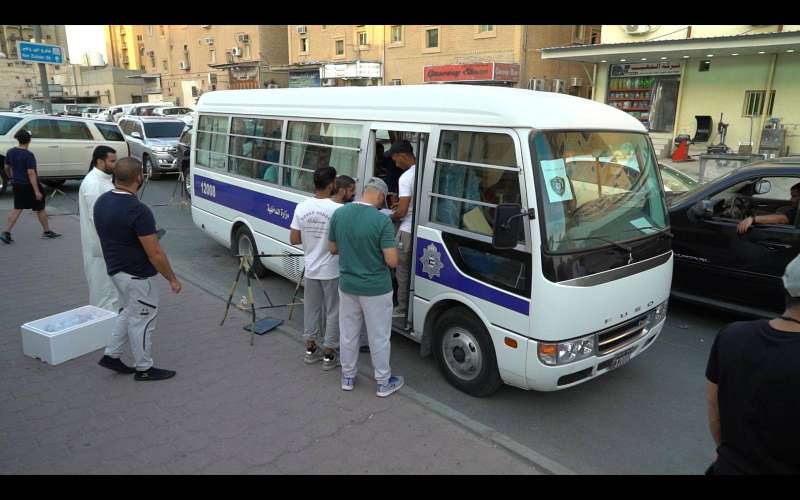 مخالفون إلى الجهات المختصة ( صورة أرشيفية)