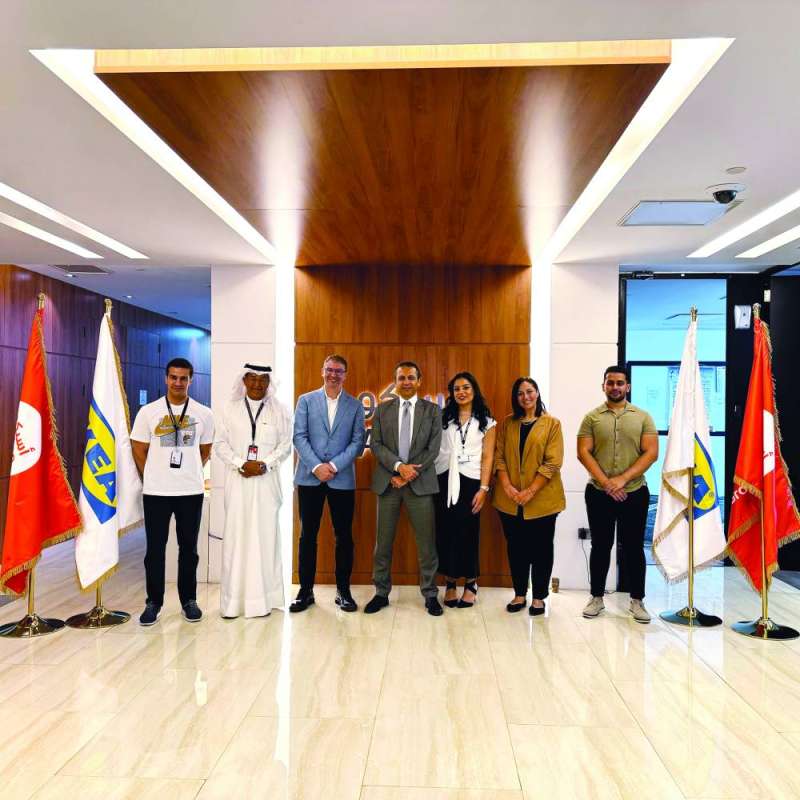 


ياسين وماغانتو يتوسطان فريقي «أسيكو» و«ايكيا» خلال الفعالية 