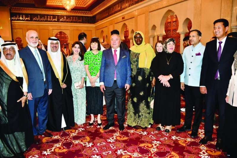 


سفراء عدد من الدول 