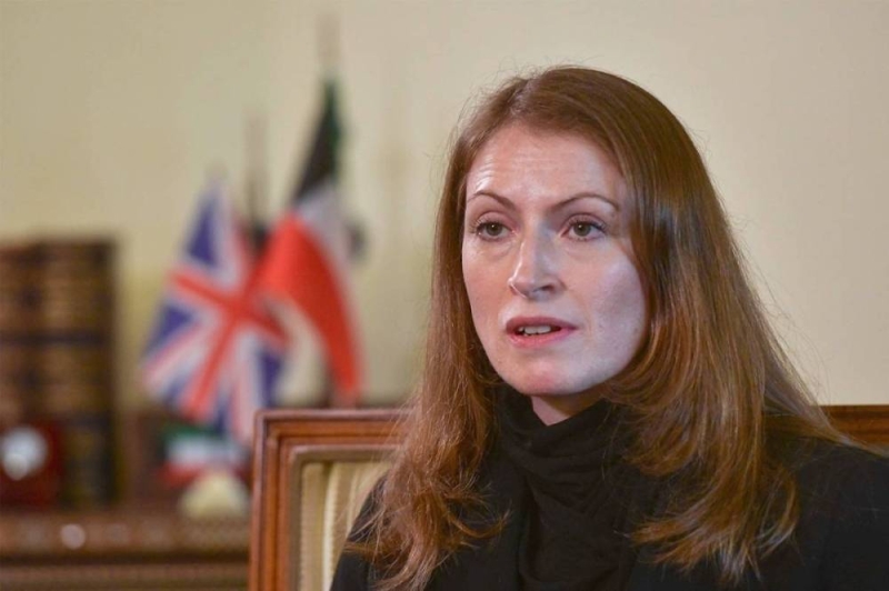 سفيرة بريطانيا بليندا لويس