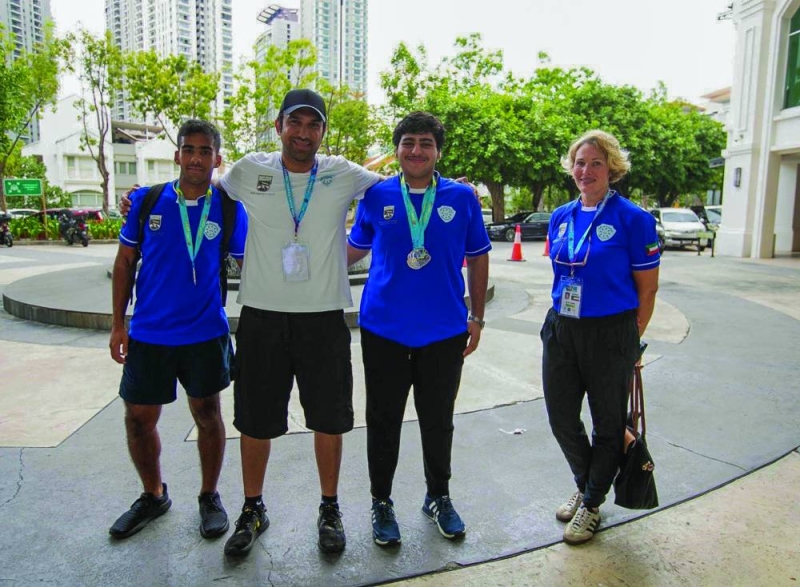 الكندري يتوسط العبدالهادي وانكي والمدربة سفيتلانا