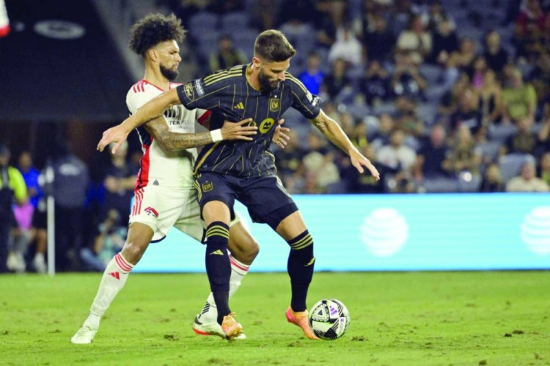 أوليفييه جيرو في المباراة الأولى مع لوس أنجليس أف سي