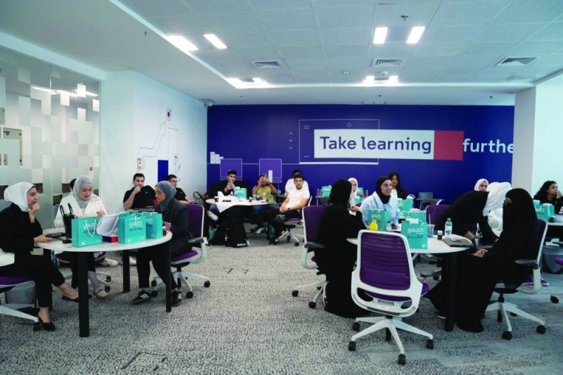 تفاعل الطلبة المشاركين خلال الورشة