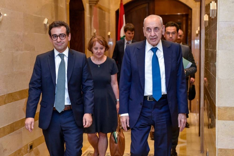 بري مستقبلاً سيجورنيه في بيروت أمس (أ ف ب)