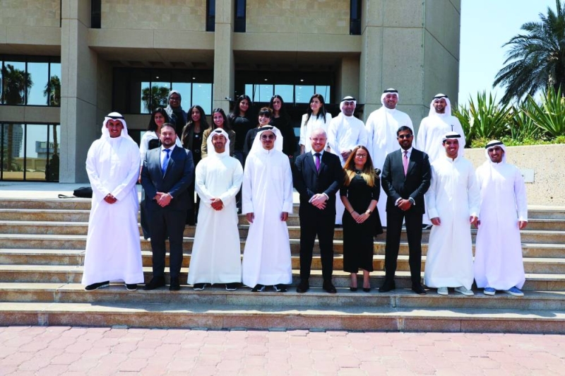 


قياديو الصندوق والشركة والمشاركون في الدورة 