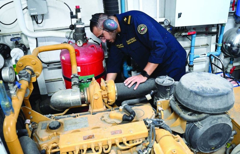 


 تشييك على المكائن 