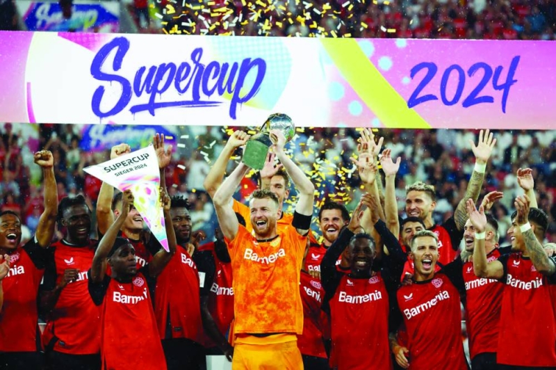 لاعبو باير ليفركوزن متوجون بكأس «السوبر» الألماني