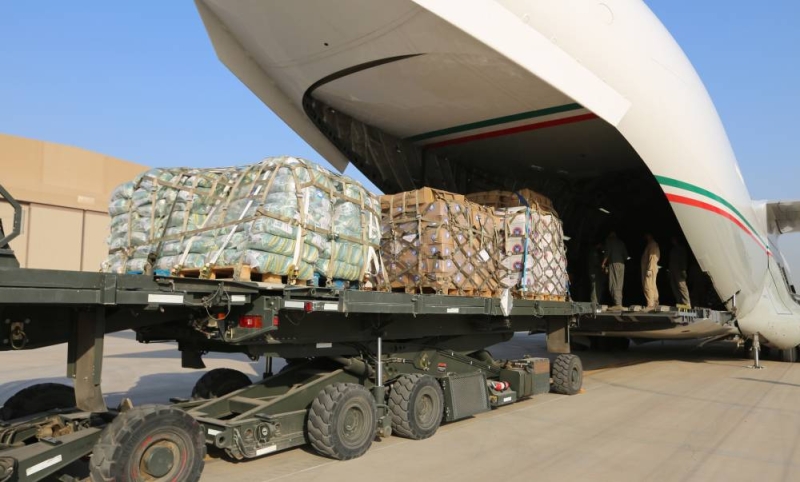 إحدى طائرات المساعدات الكويتية في حملة «فزعة للسودان» الأخيرة