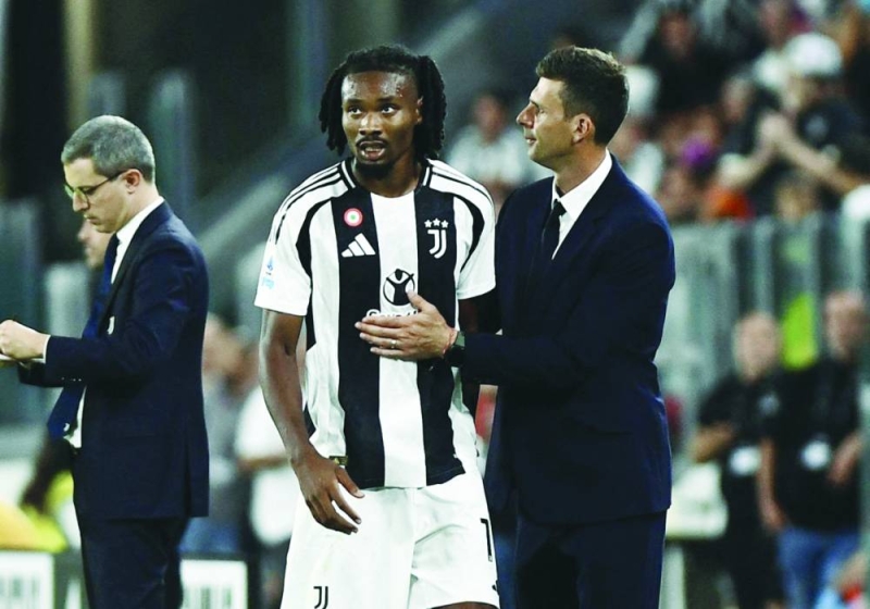 


تياغو موتا مع كيفرين تورام 