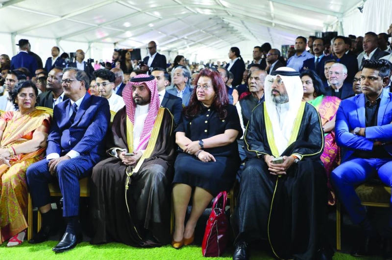 


الحضور خلال الحفل 