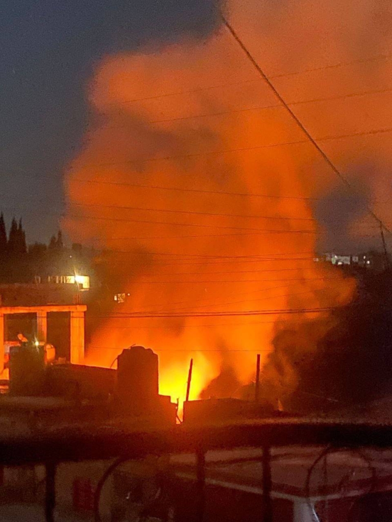 غارة إسرائيلية على جنوب لبنان ليل الأربعاء - الخميس