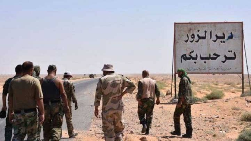 عناصر من قوات النظام في دير الزور