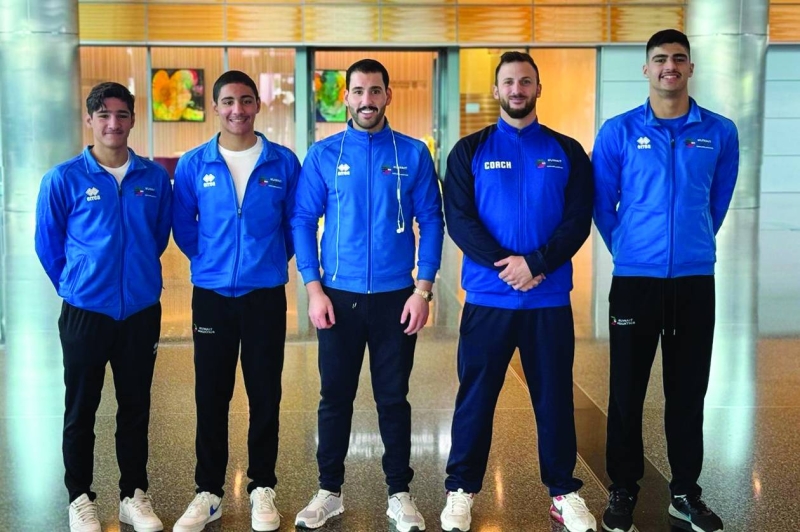 وفد منتخب الكويت للسباحة