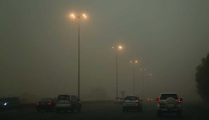 


الرؤية شبه معدومة 