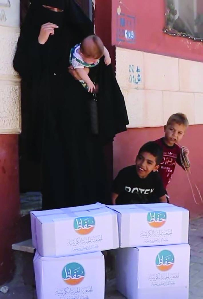 توزيع السلال الغذائية للوقاية من سوء التغذية