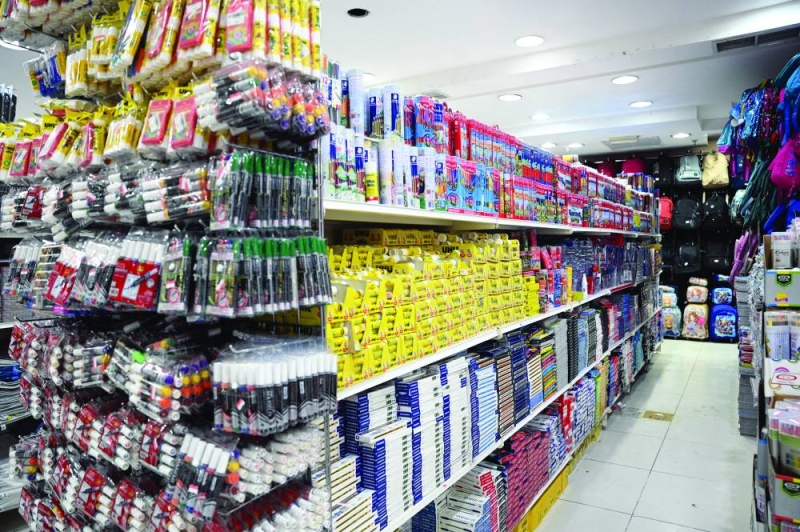 أسواق القرطاسية تنتظر طلابها