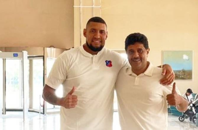 محترف «طائرة الكويت» ينضم للفريق