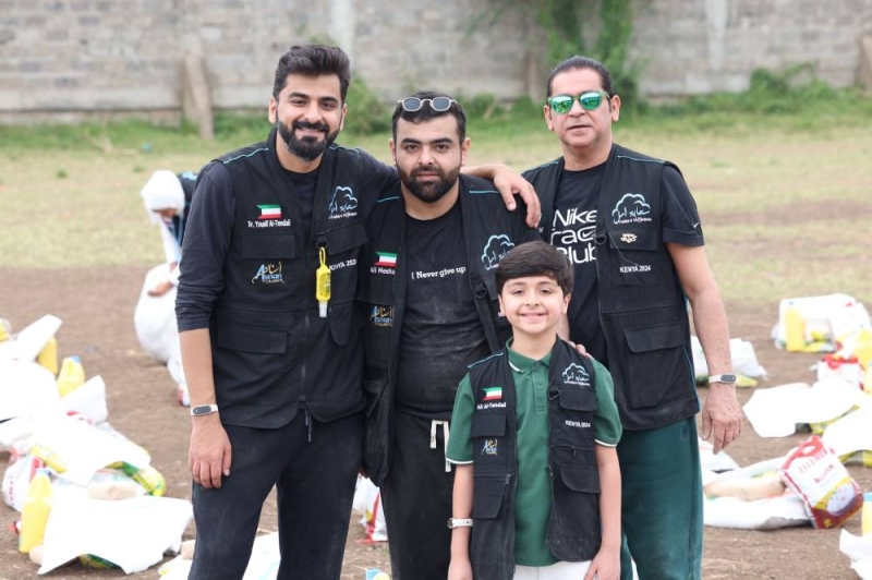 


التنديل مع أعضاء من الفريق التطوعي 