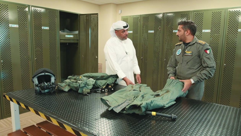 


يوميات طيار «اليوروفايتر» 