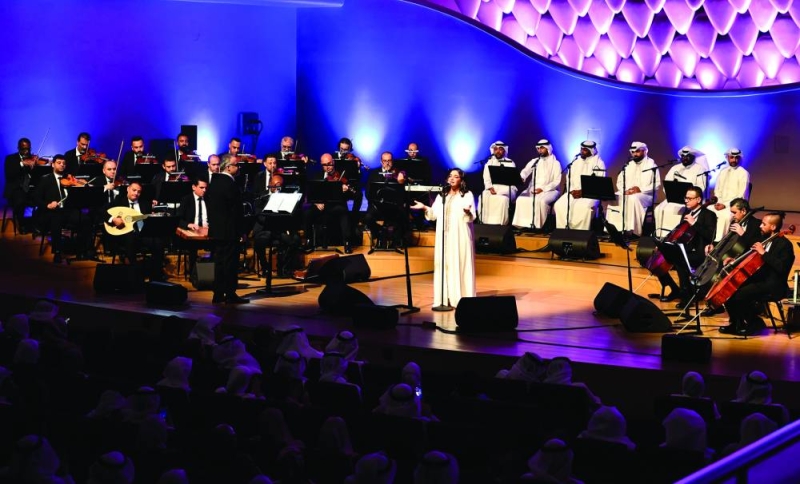 سماح خالد أطربت الجمهور (تصوير سعود سالم)