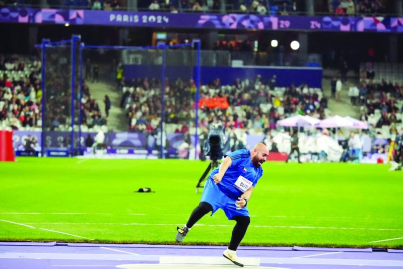 


ضاري البطي خلال مشاركته 