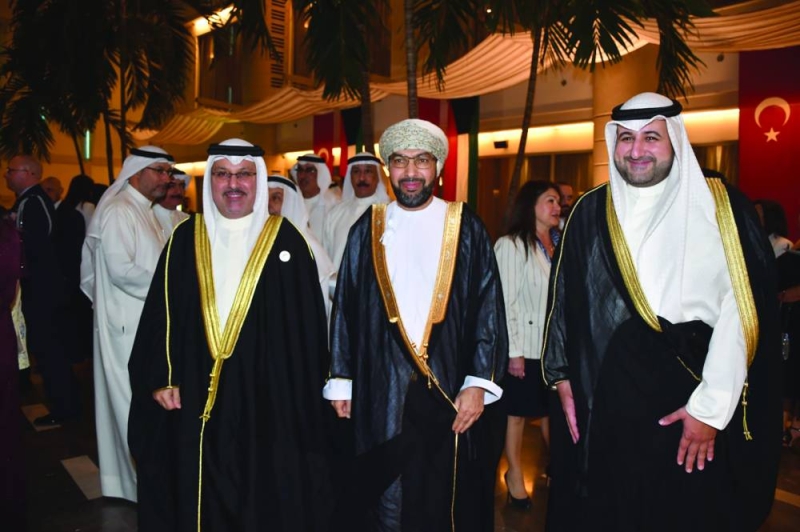 المشعل وسفيرا عمان والبحرين