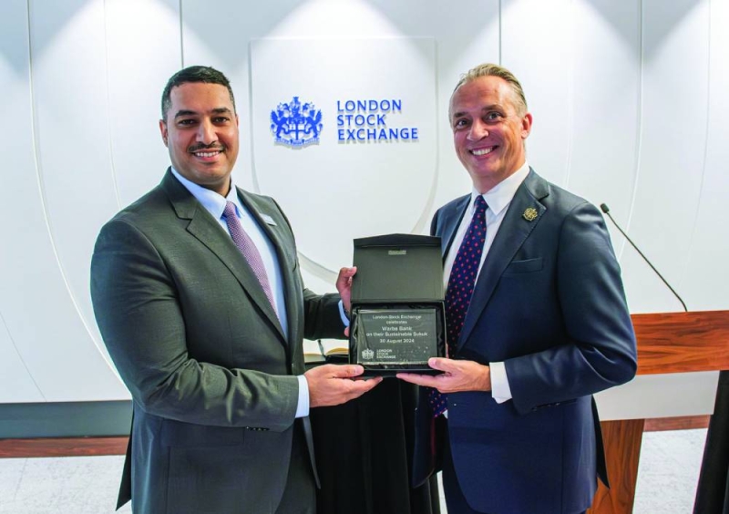 جانب آخر من حفل الإدراج