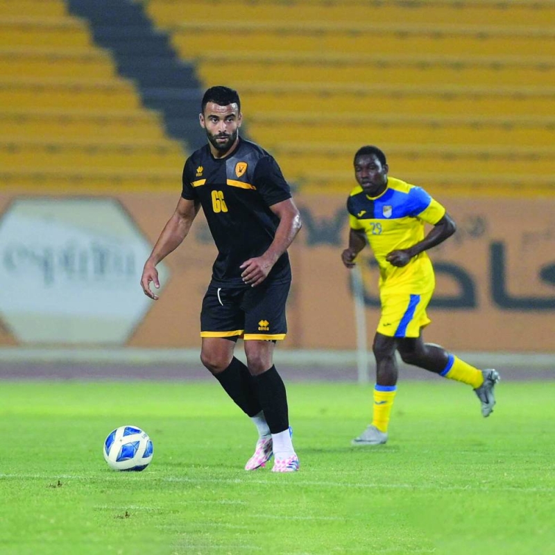 جانب من مباراة القادسية والساحل