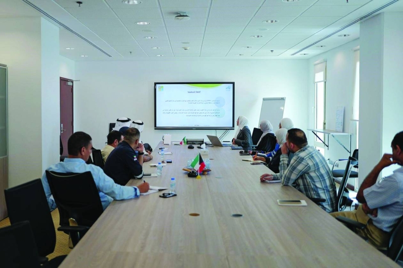 


جانب من الاجتماع بين هيئة البيئة و«البترول الوطنية» 