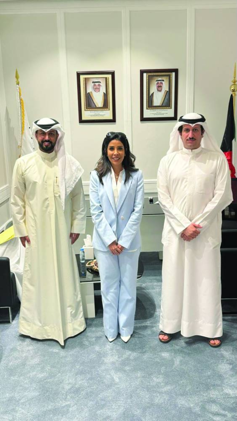 


المشعان مستقبلة العربود والعرادة 