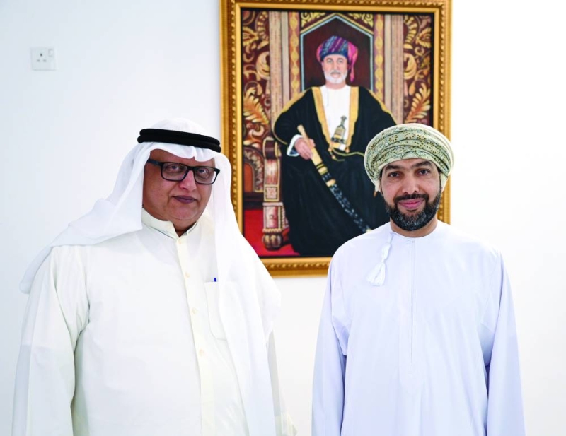 السفير العماني والزميل خالد الشرقاوي