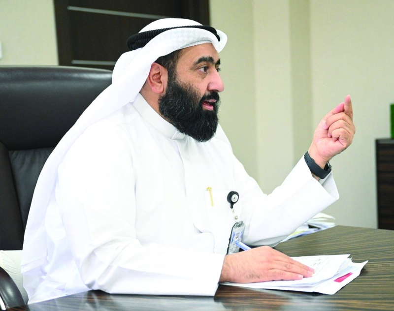 


عامر العنزي متحدثاً لـ «الراي» 	(تصوير نايف العقلة) 