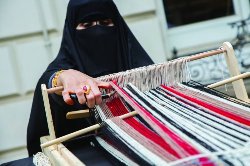 حياكة السدو... حاضرة في الفعاليات 