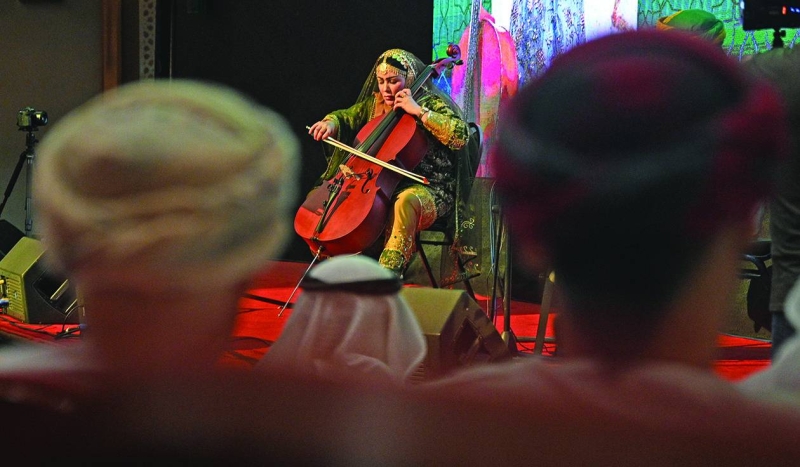 عزفٌ أخّاذ على «التشيللو»