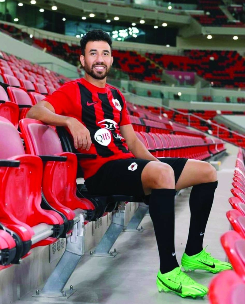 محمود حسن «تريزيغيه» في قميص الريان