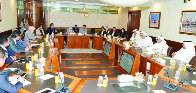 


جانب من اللقاء مع الوفد الماليزي 