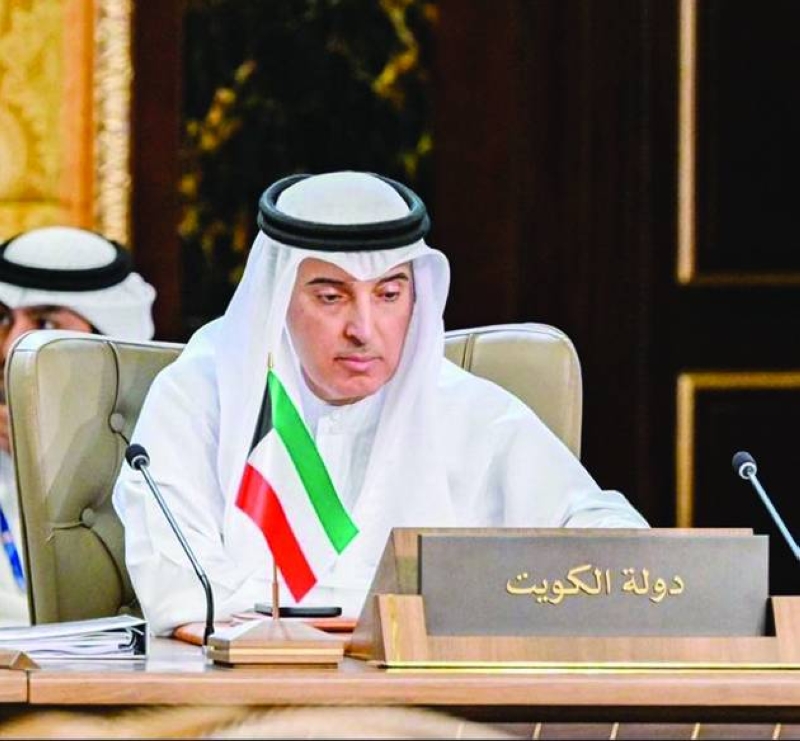 


المطيري مترئساً وفد الكويت في الاجتماع 