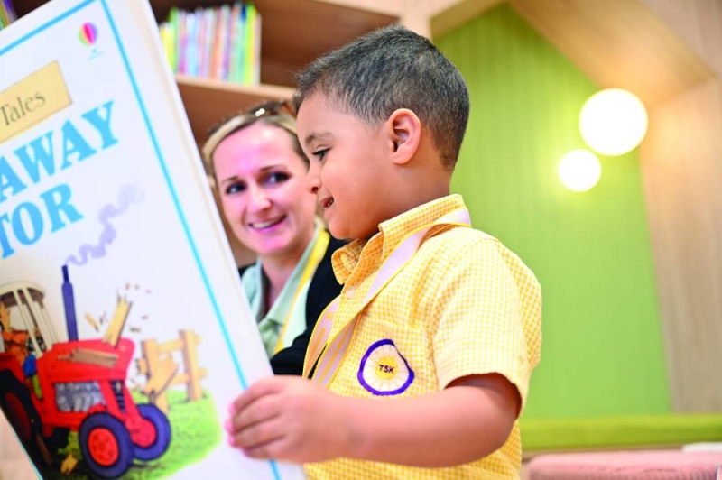 


الاستمتاع بالقصص المغذيّة للإبداع 