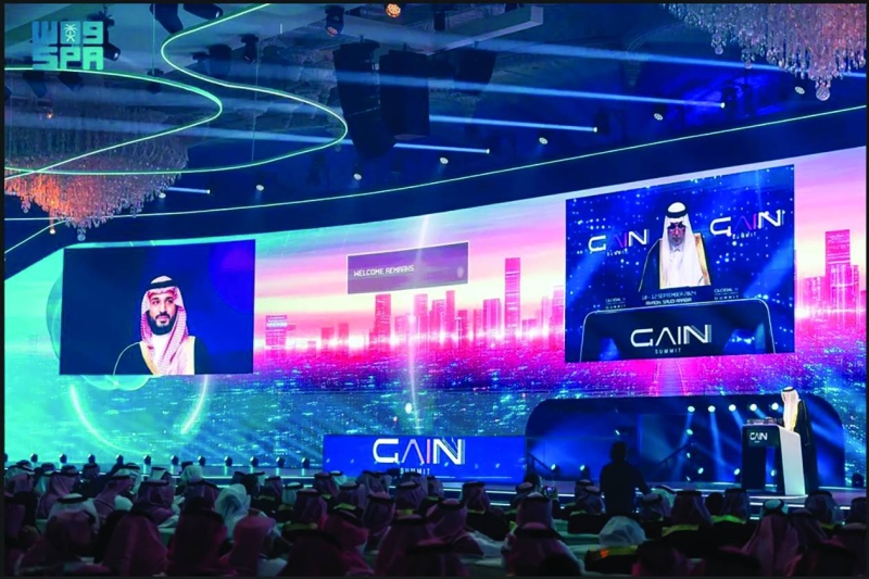 جانب من افتتاح القمة 