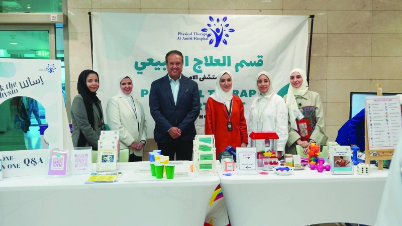 عدد من المشاركين في الاحتفالية 