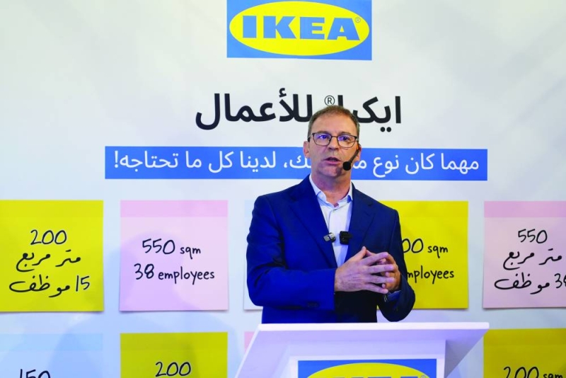 


مارينو ماغانتو متحدثاً عقب الافتتاح 