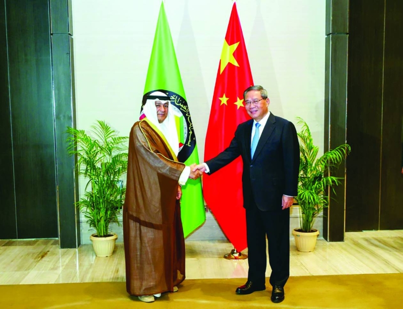 


البديوي مستقبلاً لي تشيانغ       	             (كونا) 