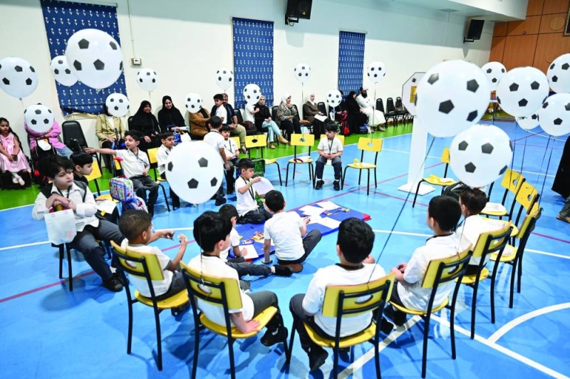 الدرس الأول... أجواء احتفالية 