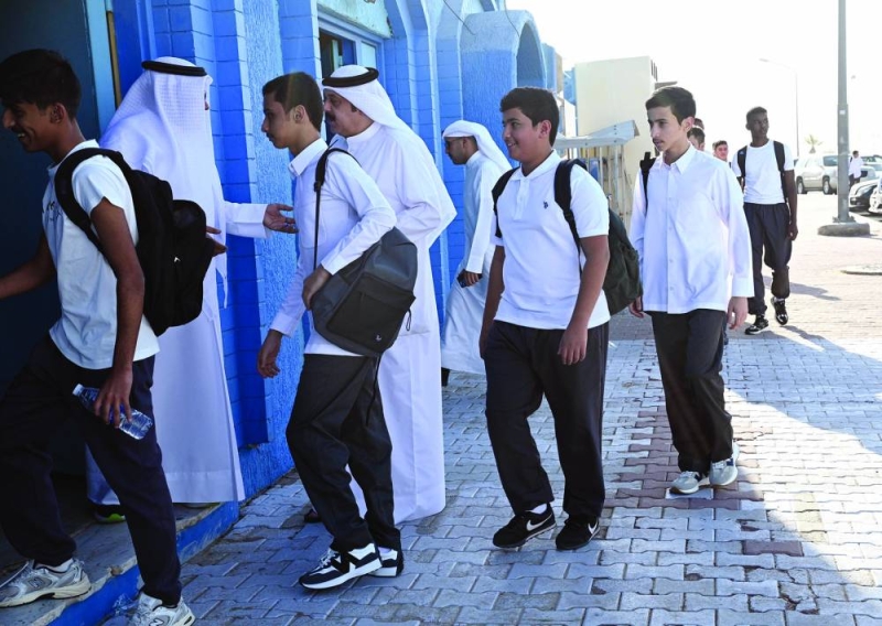 الإدارات المدرسية رحبت بطلابها 