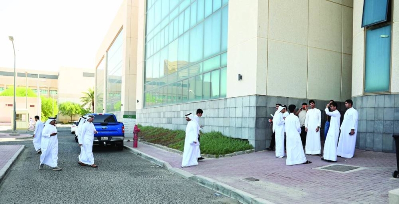 حضور متواضع للطلبة بداية دوام «التطبيقي» 