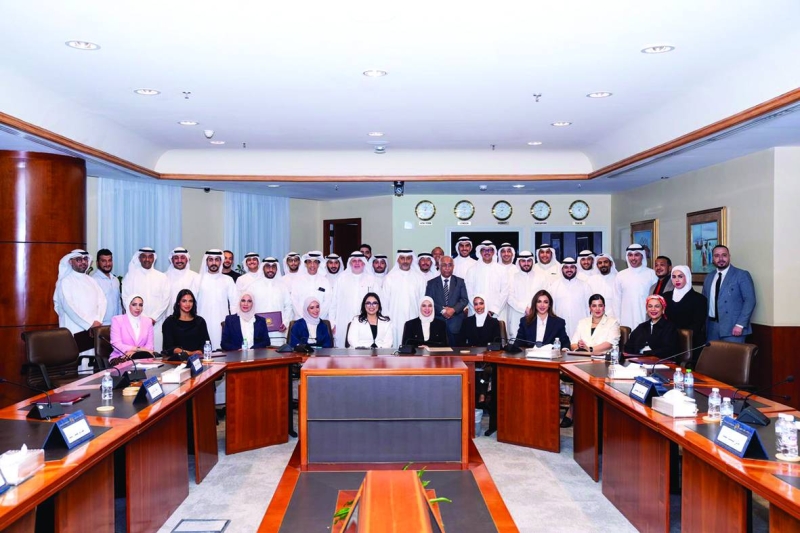 قياديو المركز والخريجون 