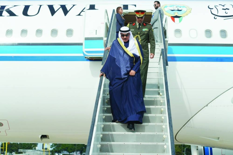 


ممثل الأمير لدى وصوله إلى مطار جون إف كندي 