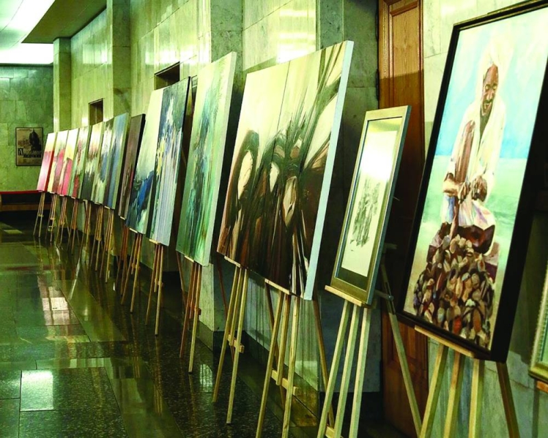 


لوحات من المعرض 