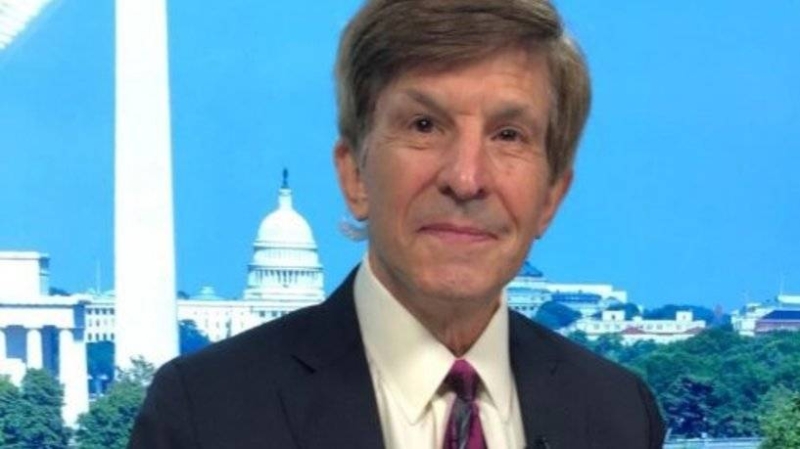 ليختمان يرى هاريس... رئيسة