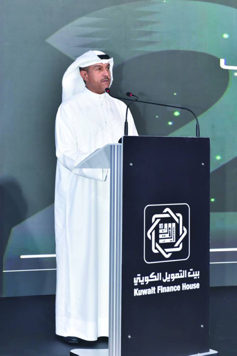 


الرشود يلقي كلمته 